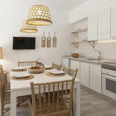Mare Cheia Apartment